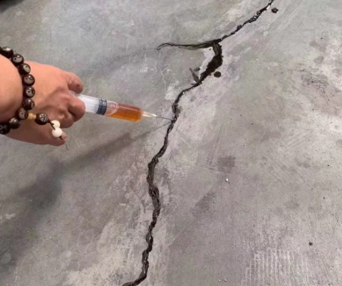 兴庆混凝土裂缝修补技术详解​